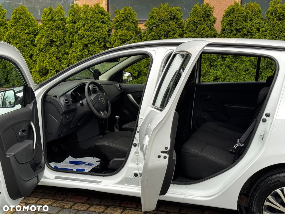 Dacia Sandero 1.2 16V Laureate - 23