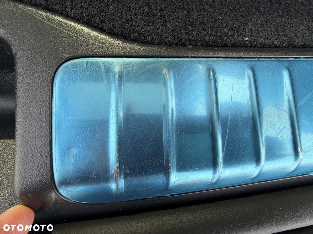 Mercedes-Benz GLE - 31