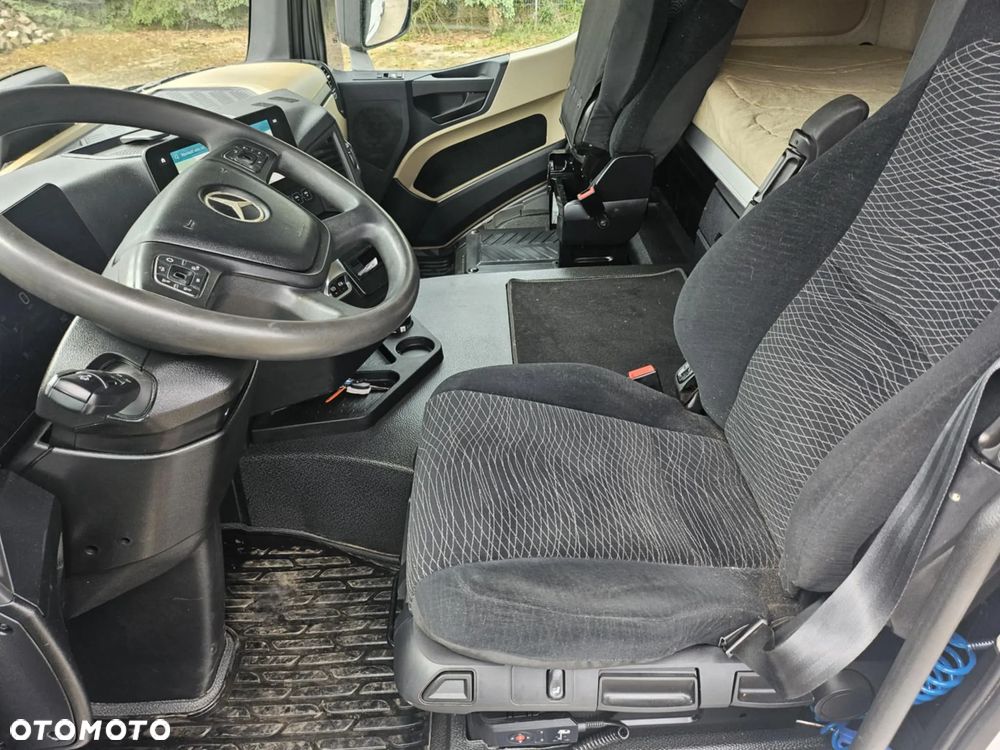 Mercedes-Benz Actros 1843 - 9