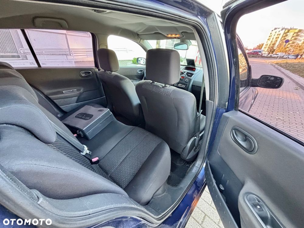 Renault Megane II 1.6 16V Confort Authentique - 5