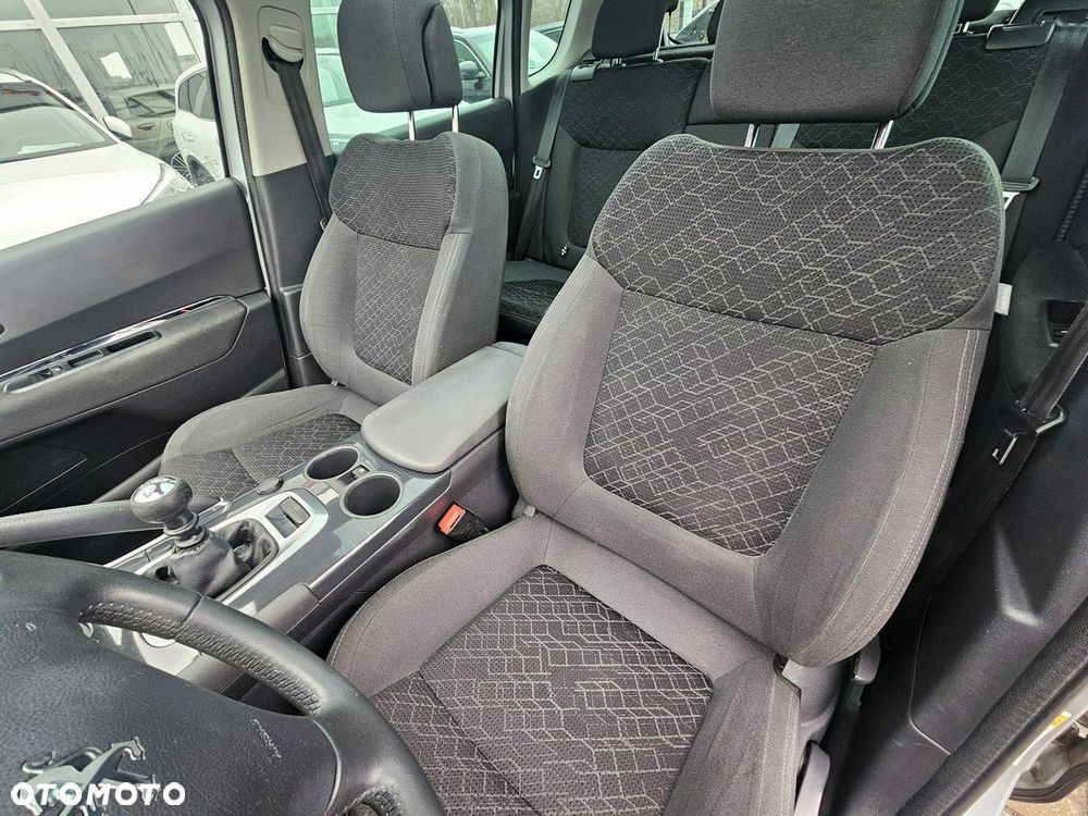 Peugeot 3008 1.6 Allure - 13