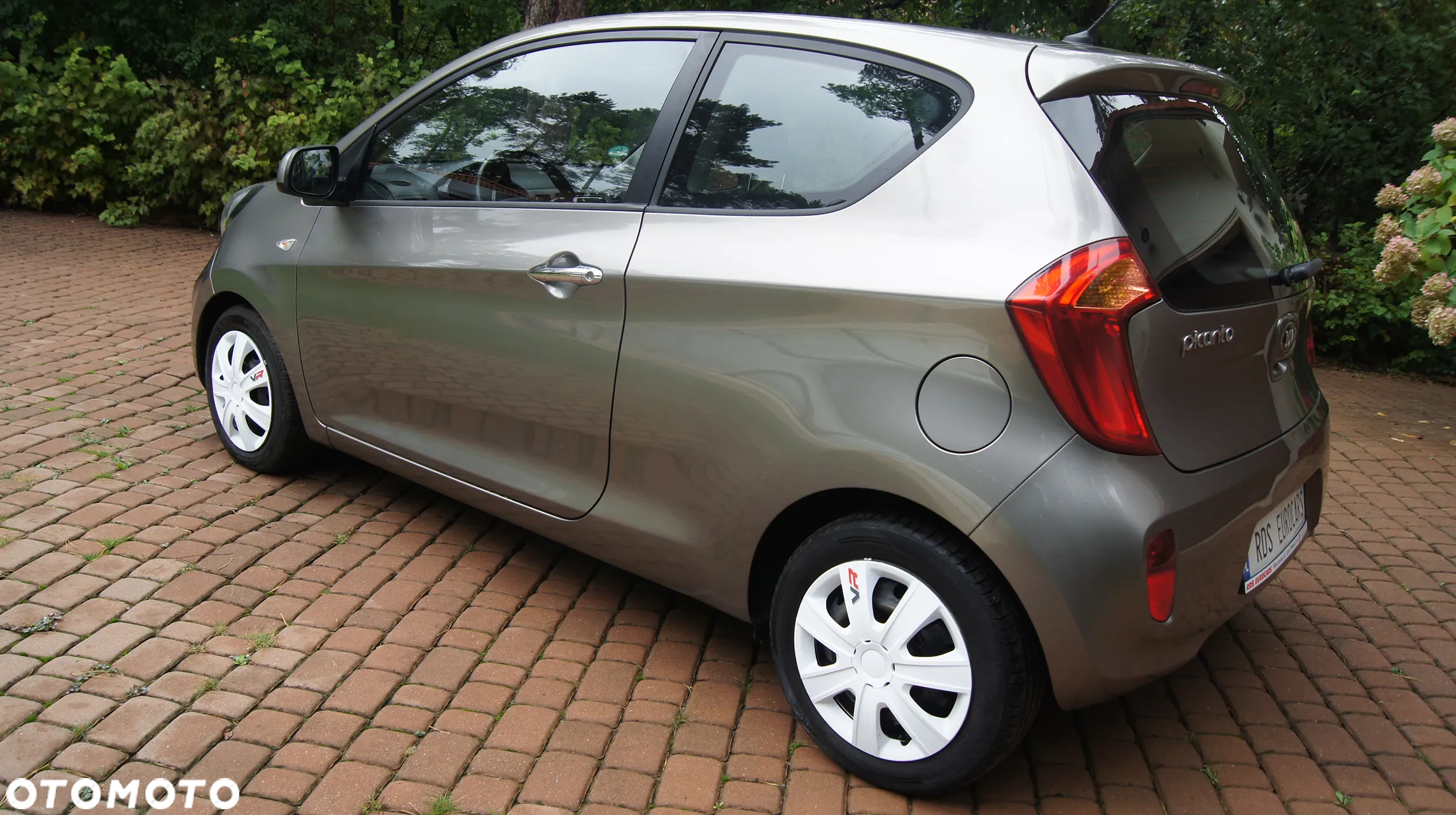 Kia Picanto 1.0 Dream Team Edition - 8