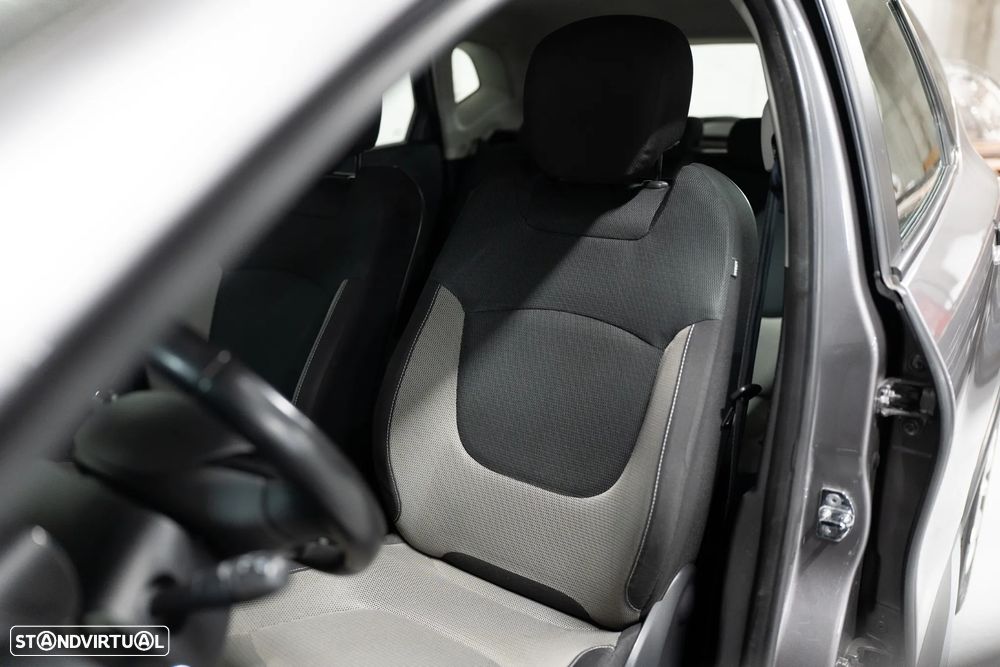 Renault Captur ENERGY dCi 90 EDC Intens - 35