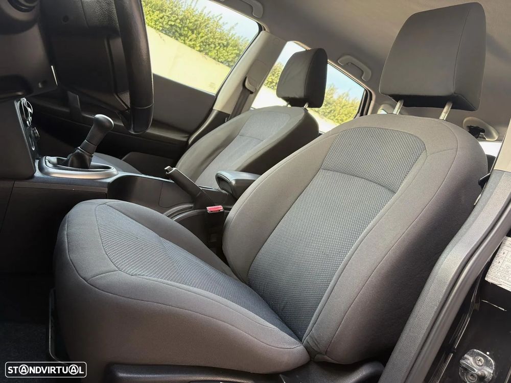Nissan Qashqai 1.6 Acenta 17 - 9