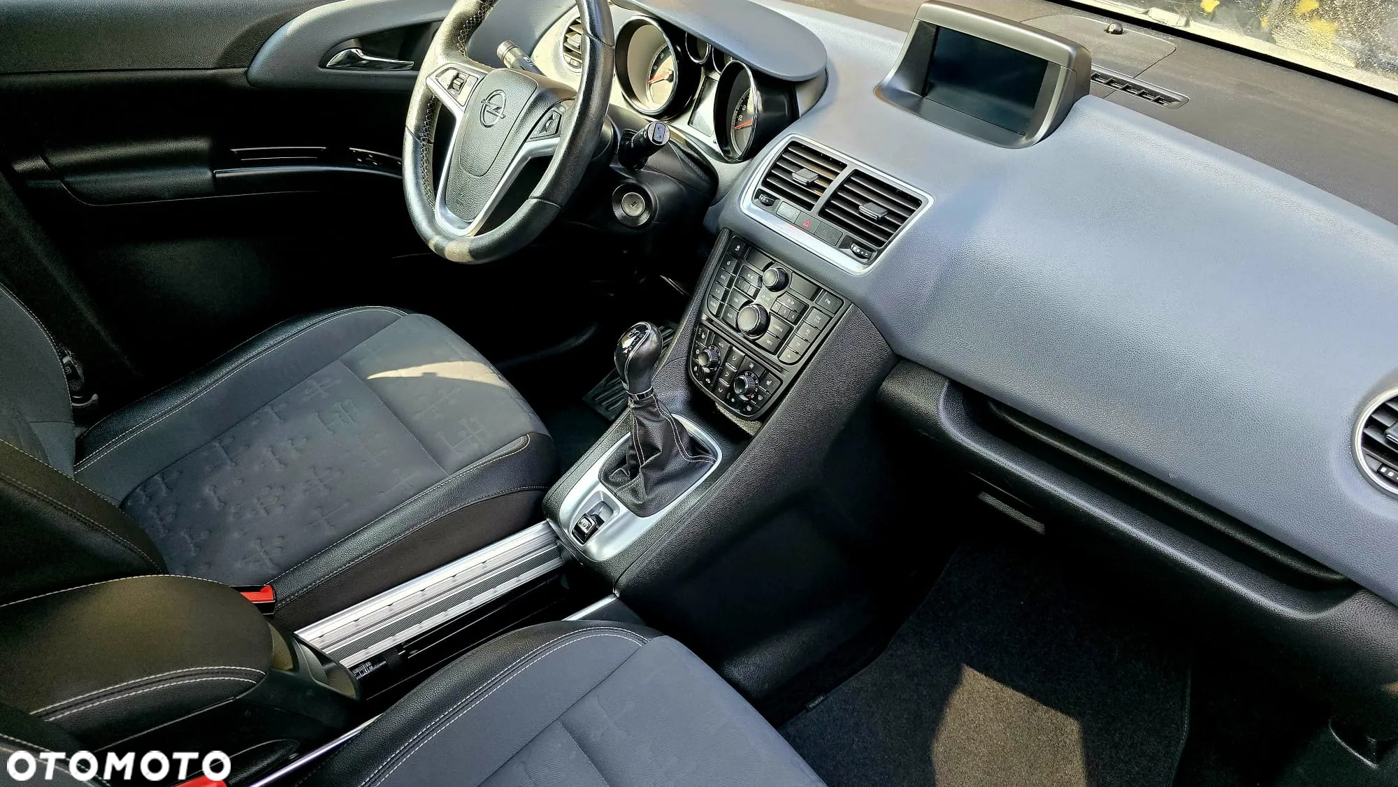 Opel Meriva 1.4 T Cosmo - 17
