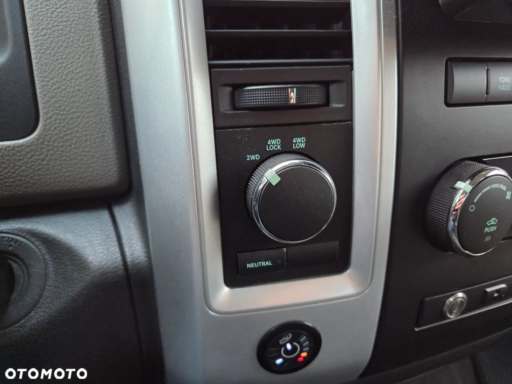 Dodge RAM 4.7 4x4 - 19