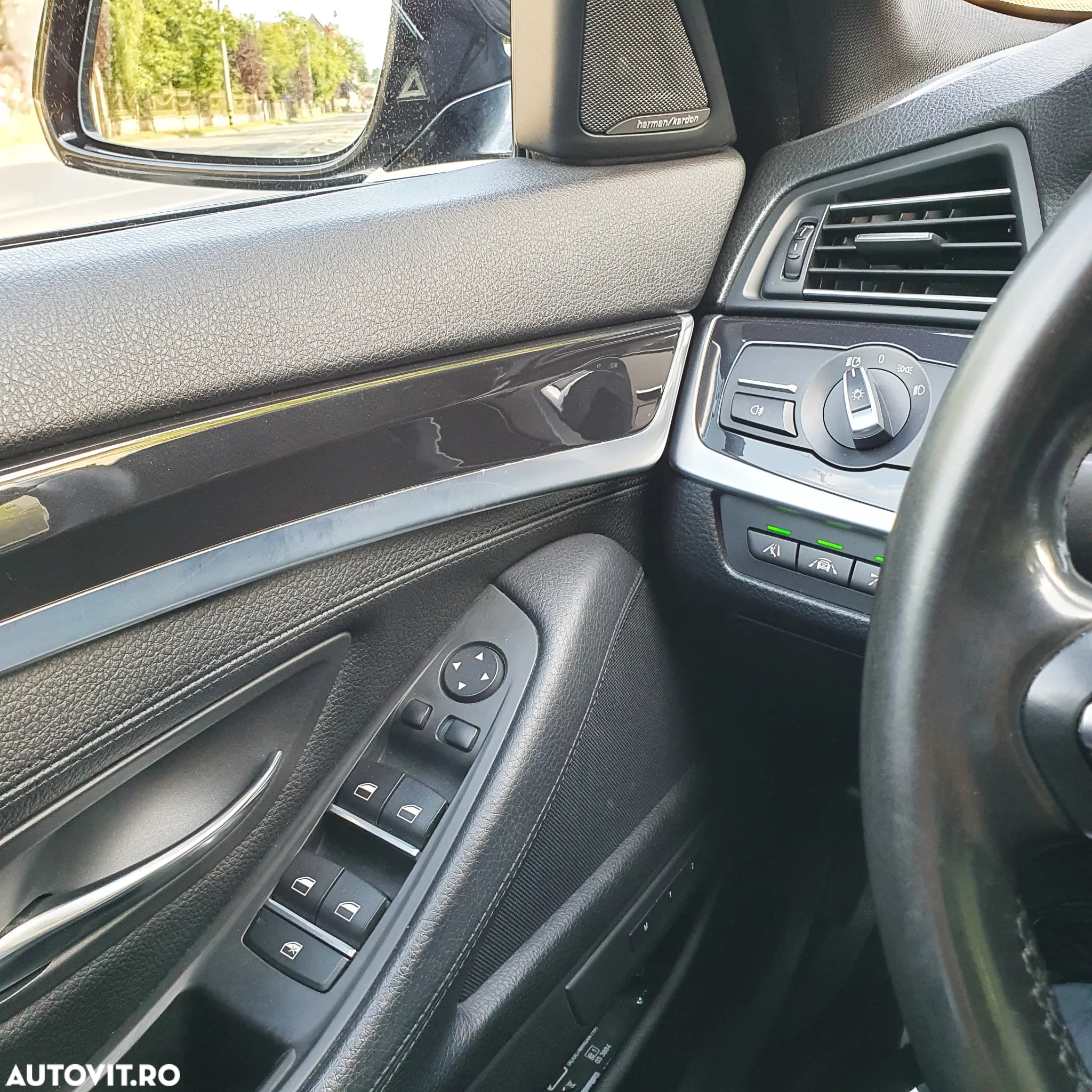 BMW Seria 5 535d xDrive Touring - 28