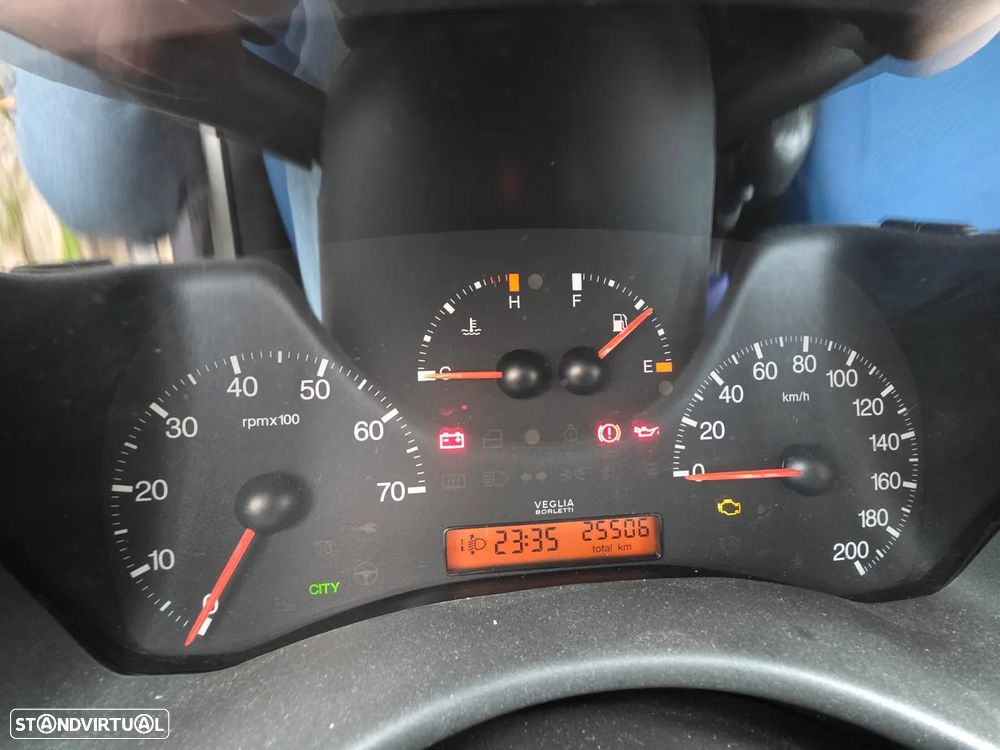 Fiat Punto 1.2 60 Active - 11