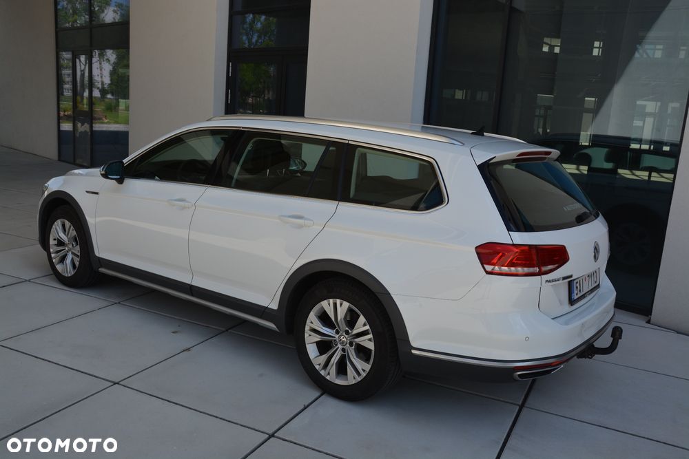 Volkswagen Passat Alltrack 2.0 TDI SCR 4Mot DSG - 3