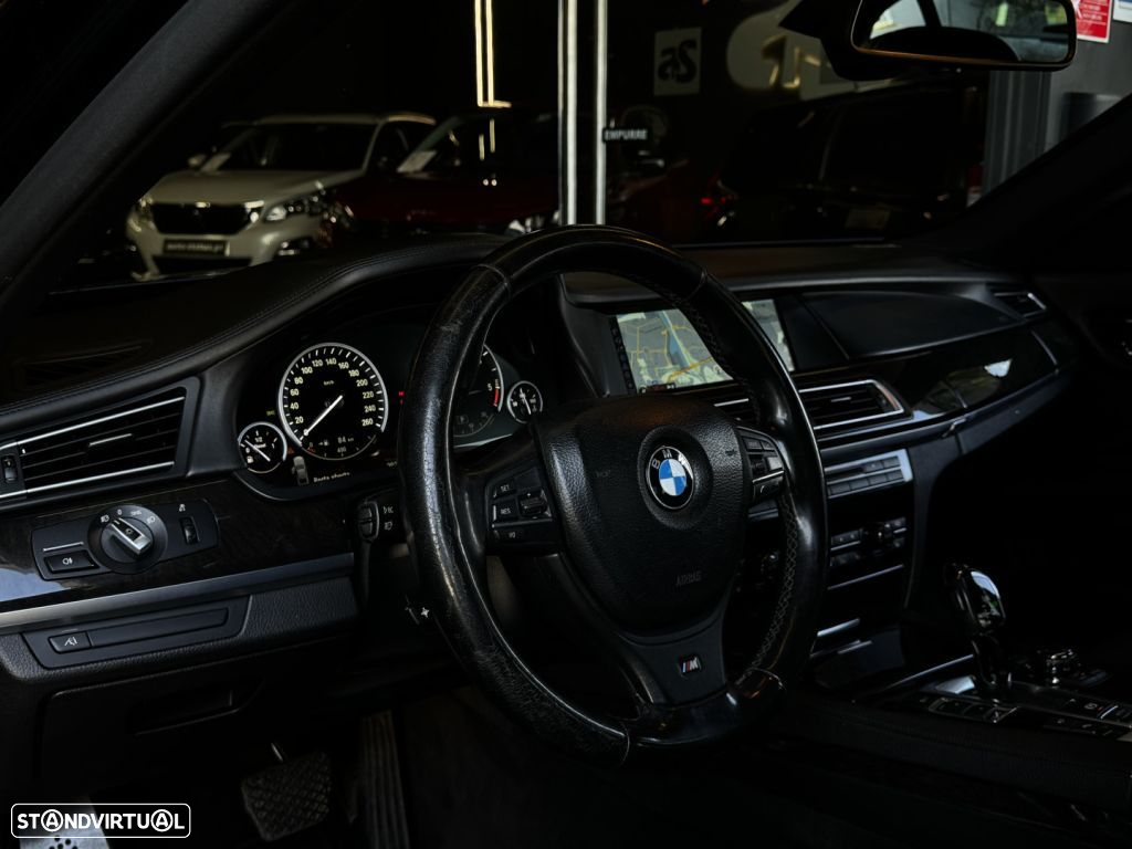 BMW 740 d xDrive Pack M - 20