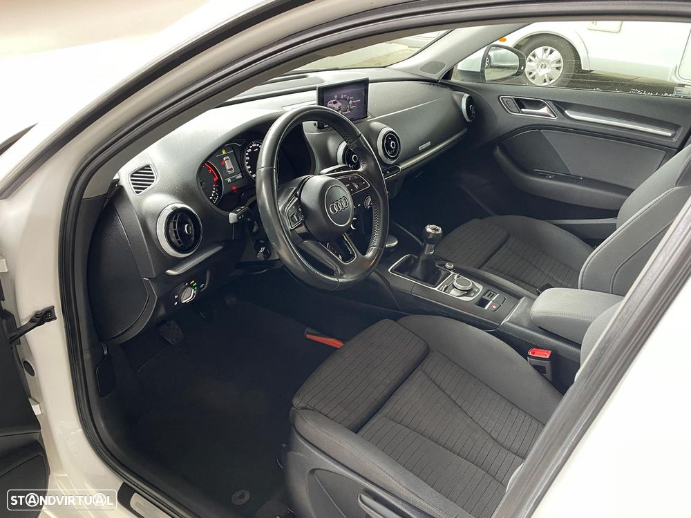 Audi A3 Sportback 1.0 TFSI sport - 9