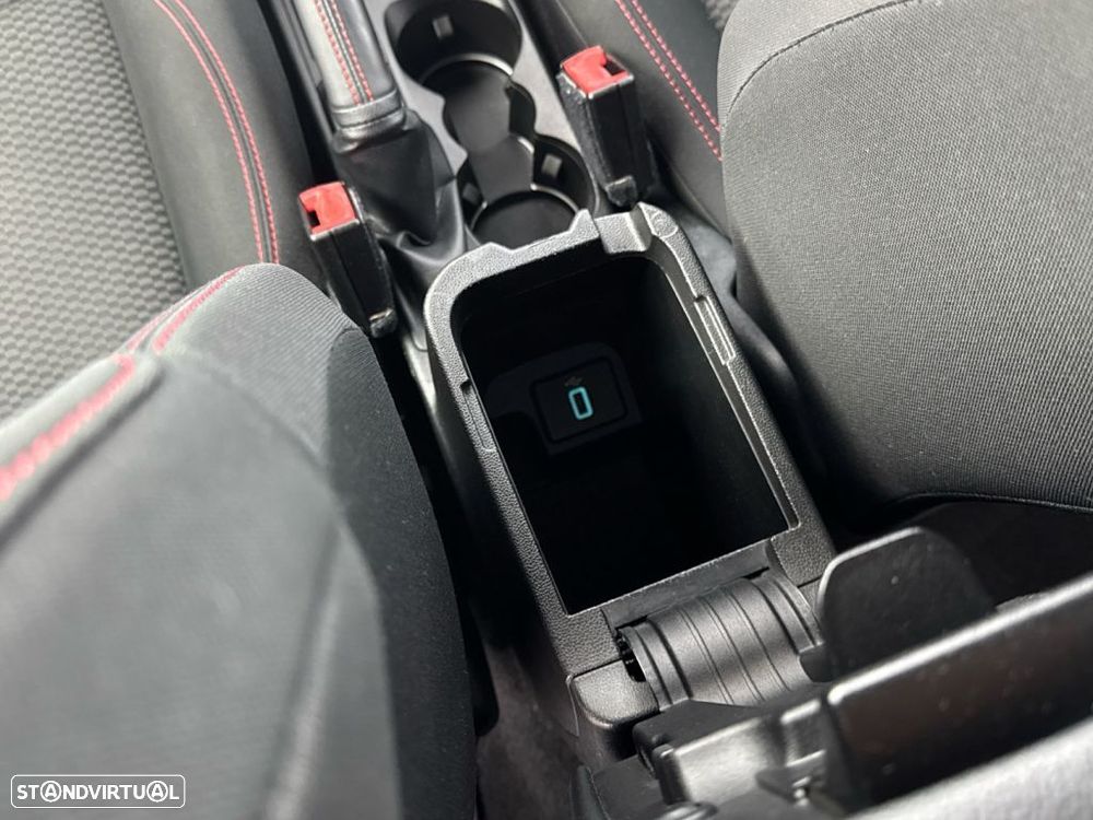 Ford Fiesta 1.0 EcoBoost ST-Line - 22