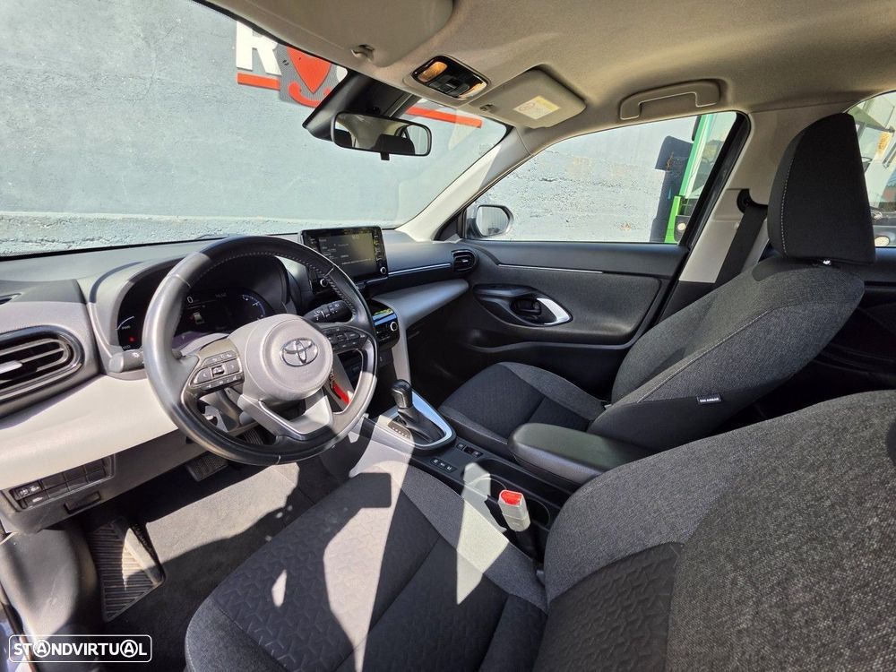 Toyota Yaris Cross 1.5 HDF Comfort Plus - 9