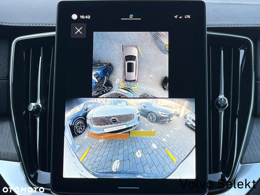 Volvo XC 90 - 23