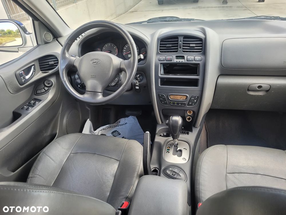Hyundai Santa Fe 2.7 V6 4WD GLS - 10
