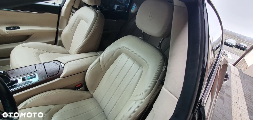 Maserati Quattroporte S Q4 - 16
