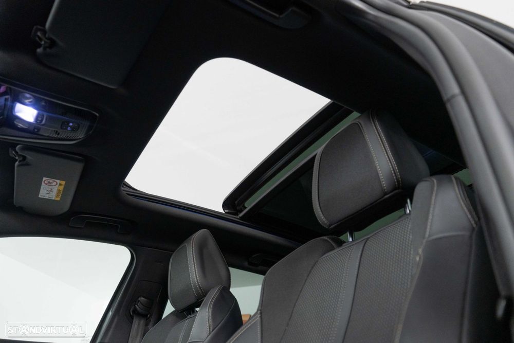 Peugeot 3008 1.6 Hybrid GT e-EAT8 - 24