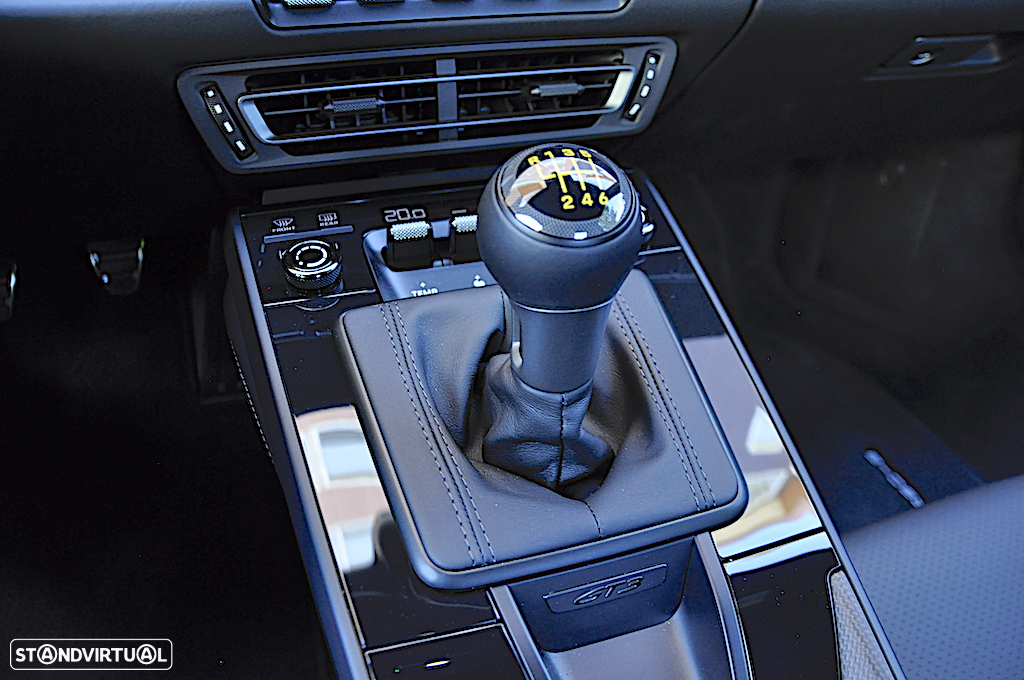 Porsche 911 (992) GT3 Touring Package - 39