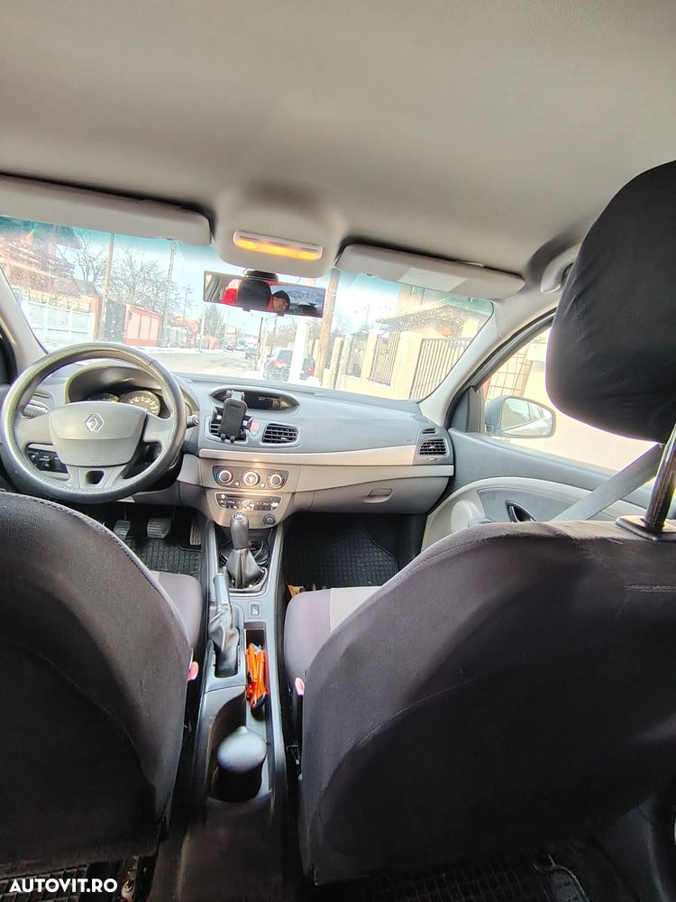 Renault Fluence 1.6 16V Authentique - 22