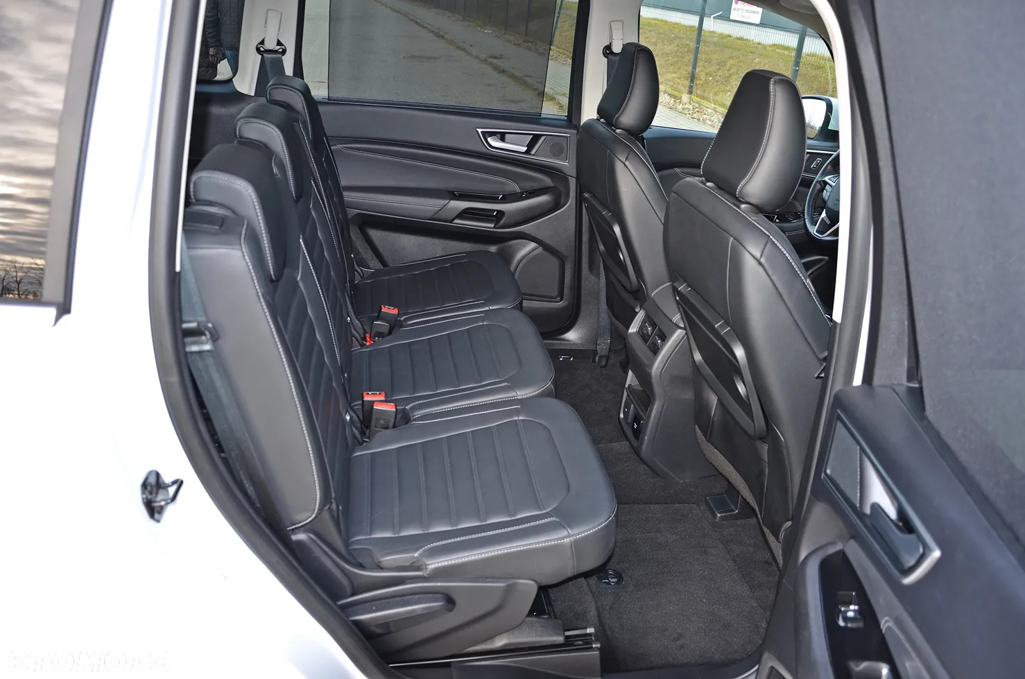 Ford Galaxy - 14