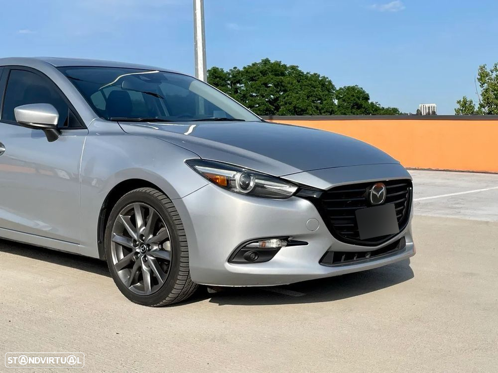 Mazda 3 - 4