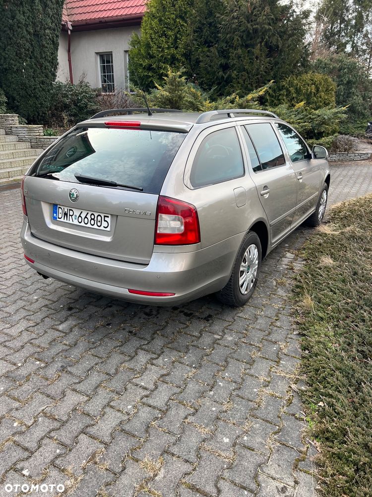 Skoda Octavia 1.8 TSI Ambiente - 4