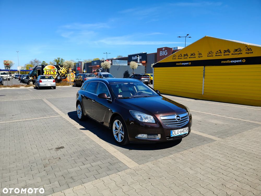 Opel Insignia - 1