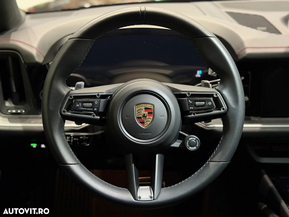 Porsche Cayenne - 39