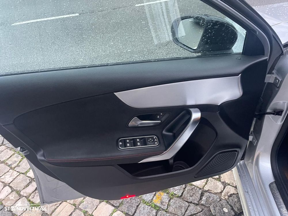 Mercedes-Benz A 180 d AMG Line Aut. - 22