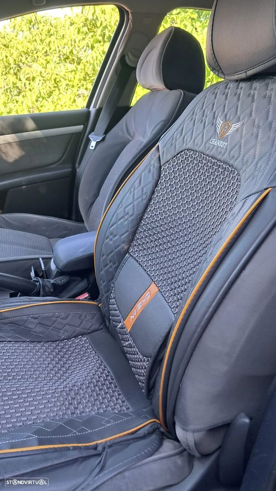 Peugeot 407 1.6 HDi Premium FAP - 8