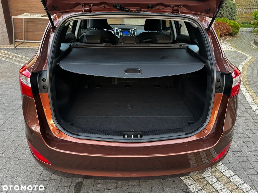 Hyundai i30 1.6 CRDi Comfort - 16