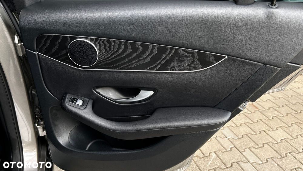 Mercedes-Benz GLC 200 d 4-Matic - 27