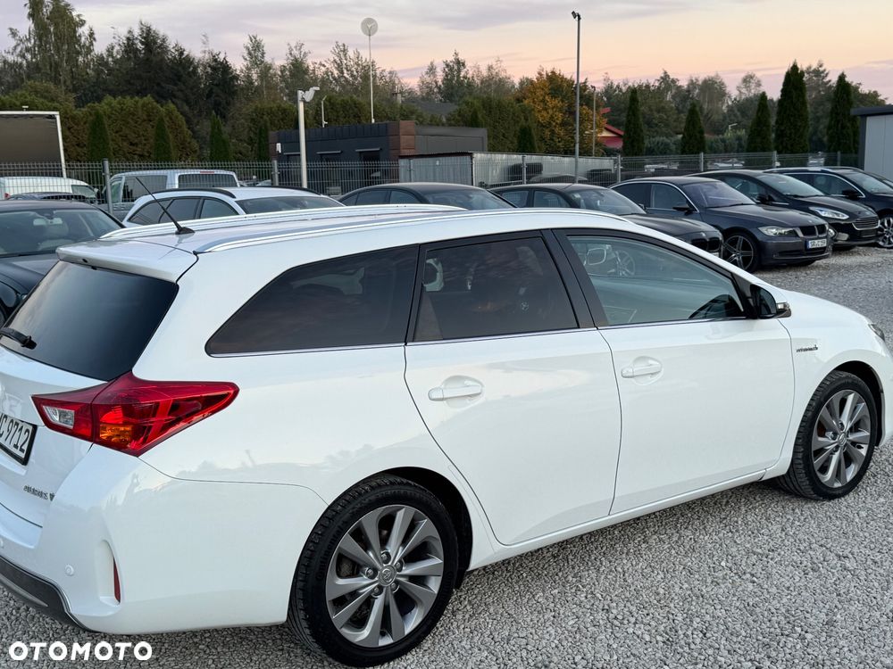 Toyota Auris - 30