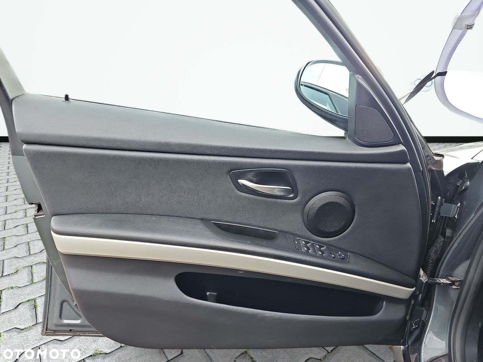 BMW Seria 3 316d - 13