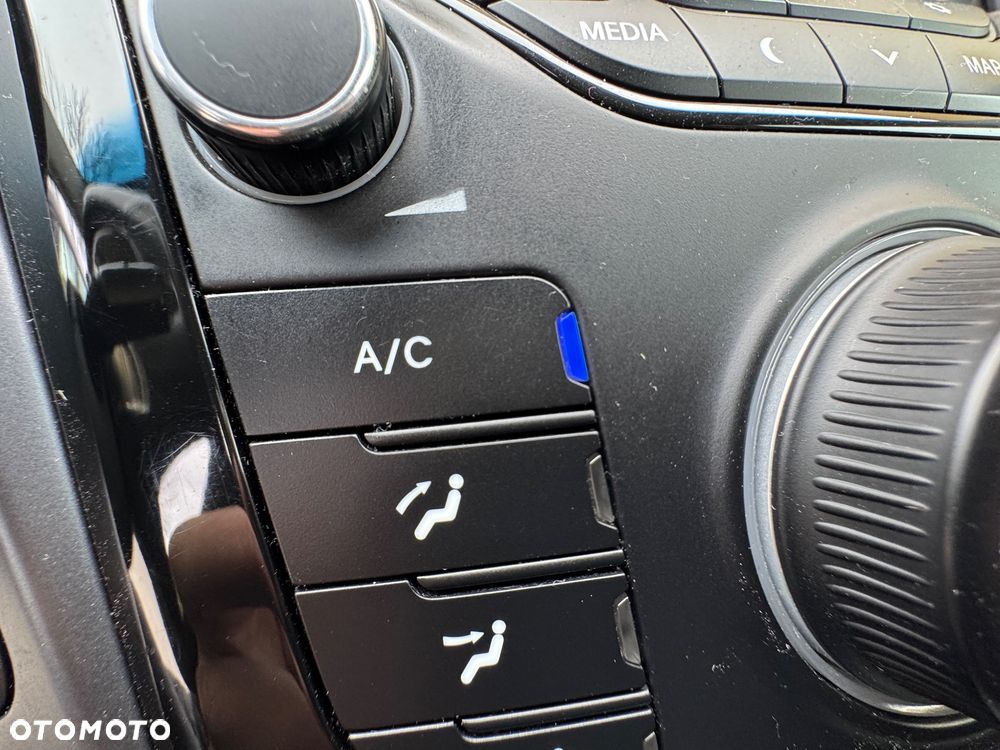 Hyundai i40 1.7 CRDi Automatik Premium - 12