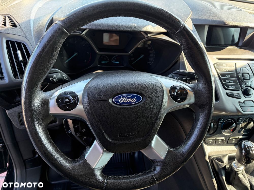 Ford Connect - 30