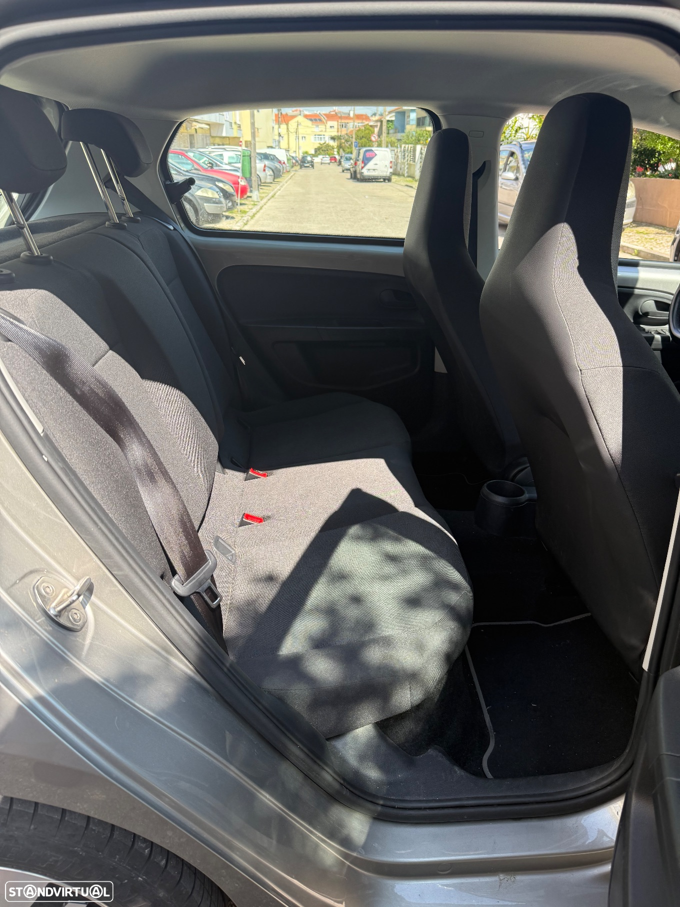 VW e-Up! Confort - 29