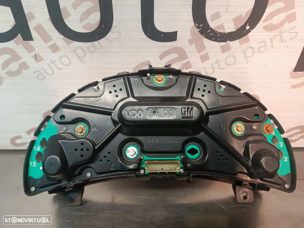 QUADRANTE OPEL CORSA C 1.2 1.4i (FUNDO BRANCO) REF 09166823 - 3