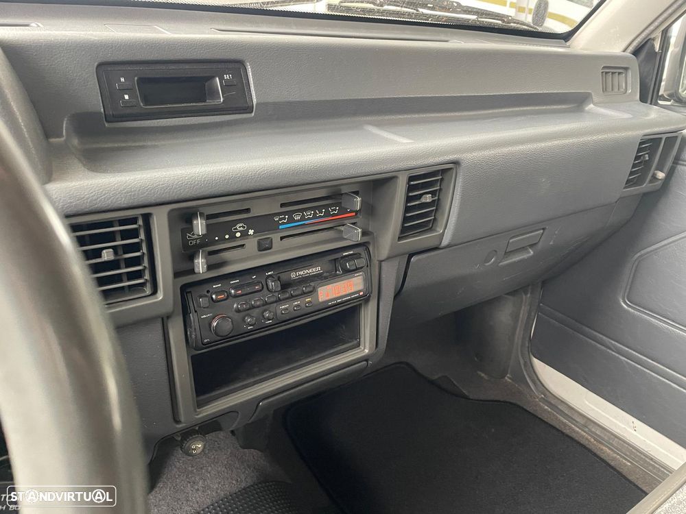 Mitsubishi L200 2.5D c/Direção Assistida - 8