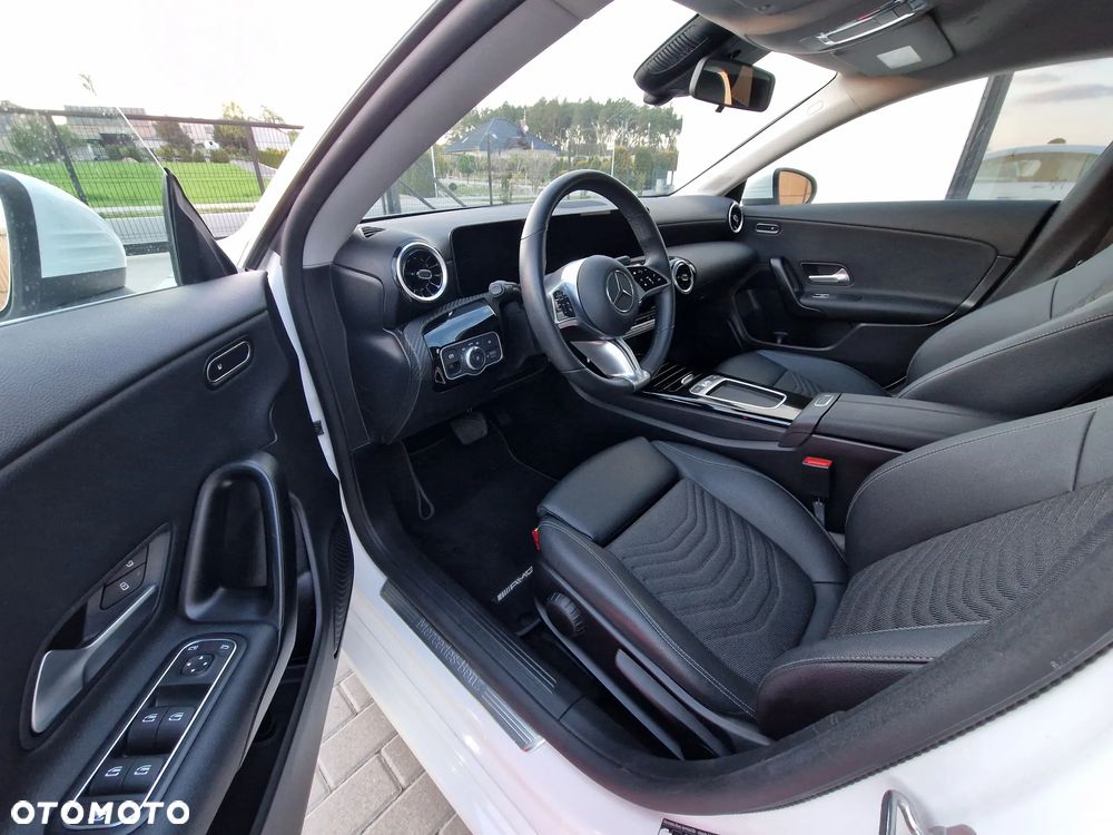 Mercedes-Benz CLA 200 mHEV 7G-DCT - 5