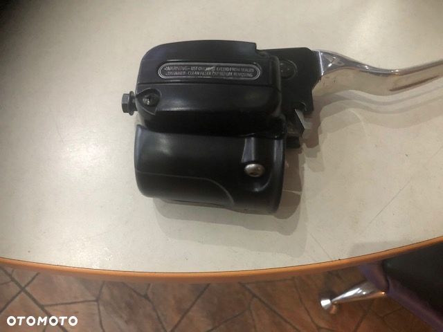 POMPA HAMULCOWA HARLEY TOURING - 2