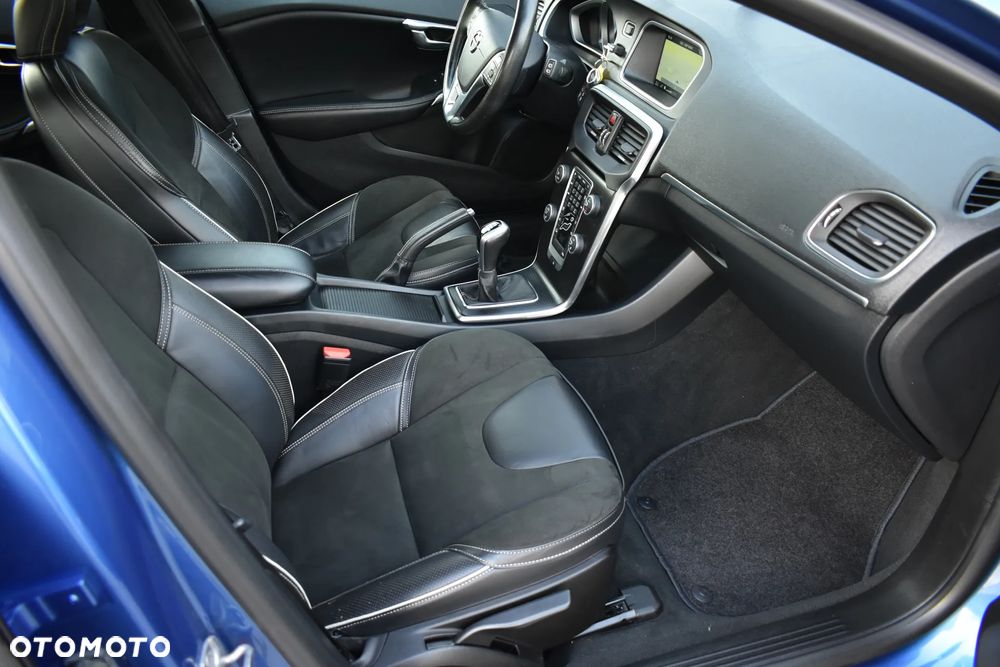 Volvo V40 D2 RDesign - 15