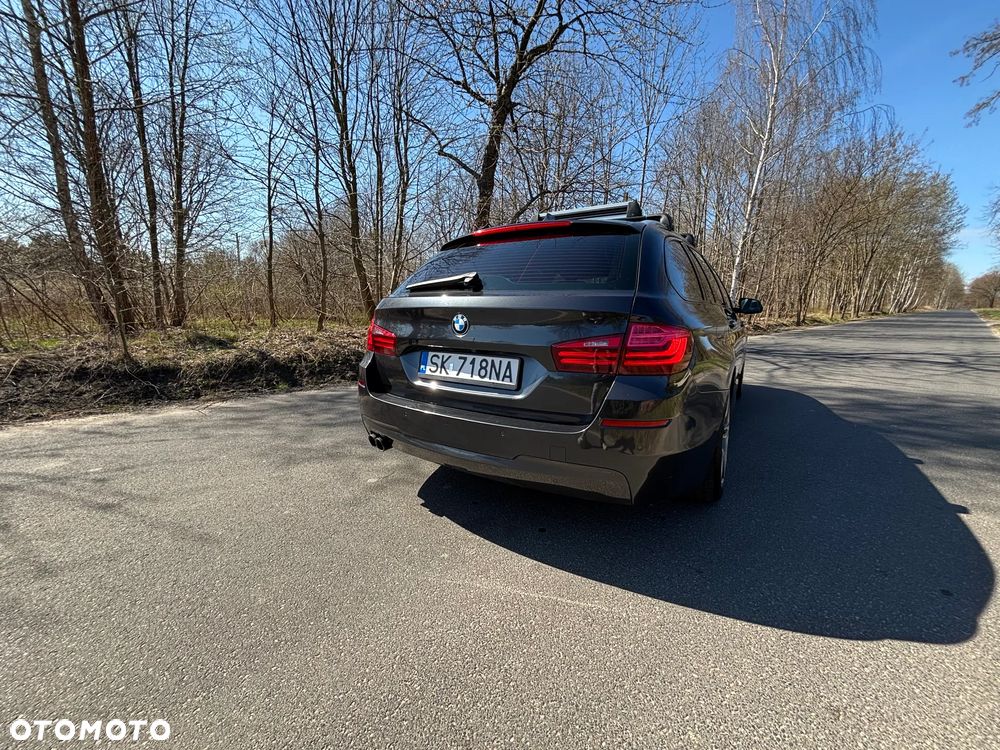 BMW Seria 5 520d xDrive - 11