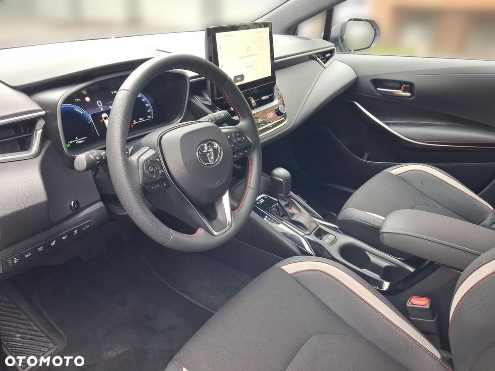 Toyota Corolla - 8