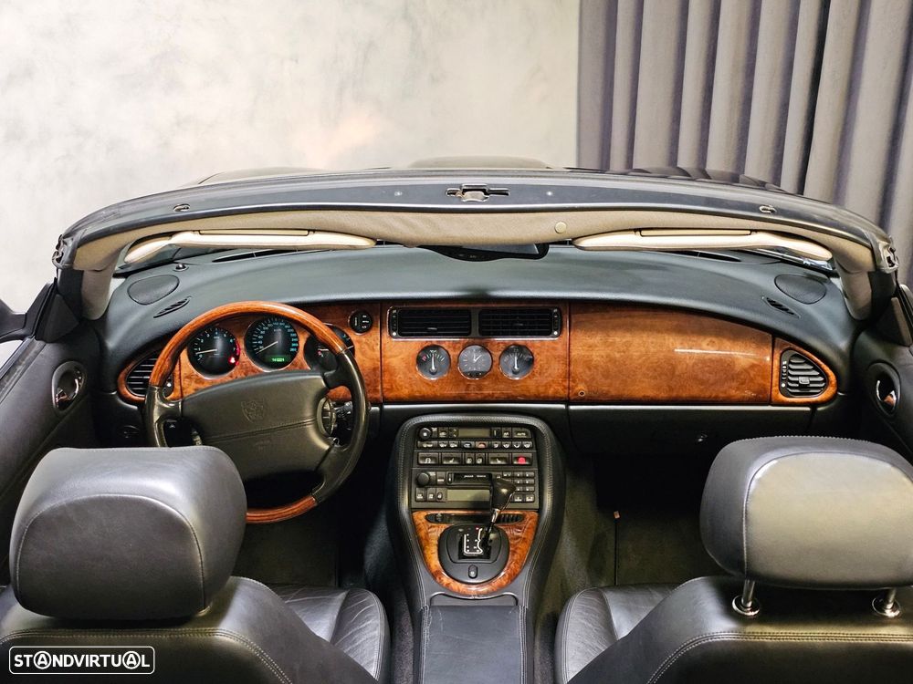 Jaguar XK XKR 4.2 Coupé SC - 15