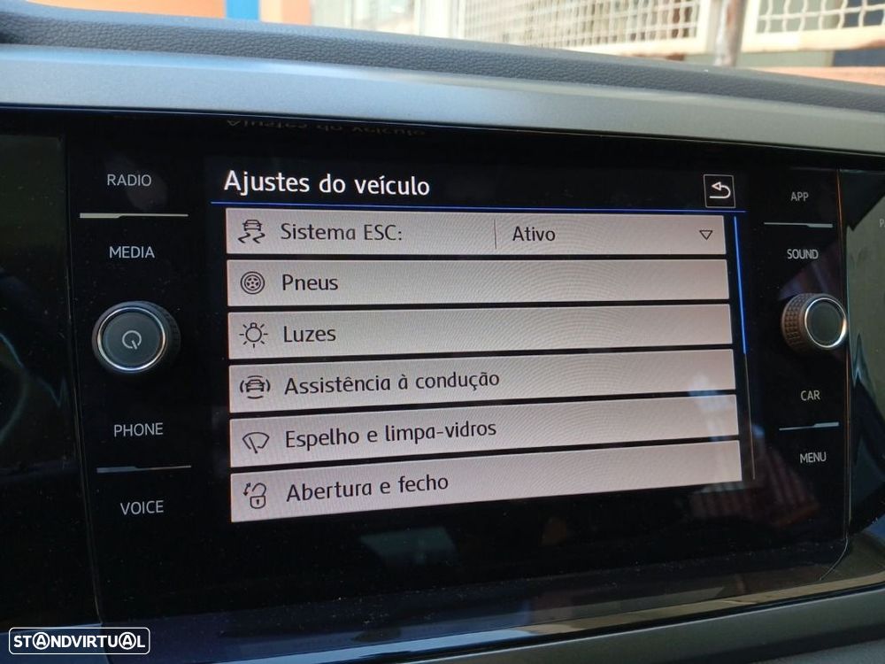 Volkswagen Polo 1.0 TSI Confortline — fotografia 27