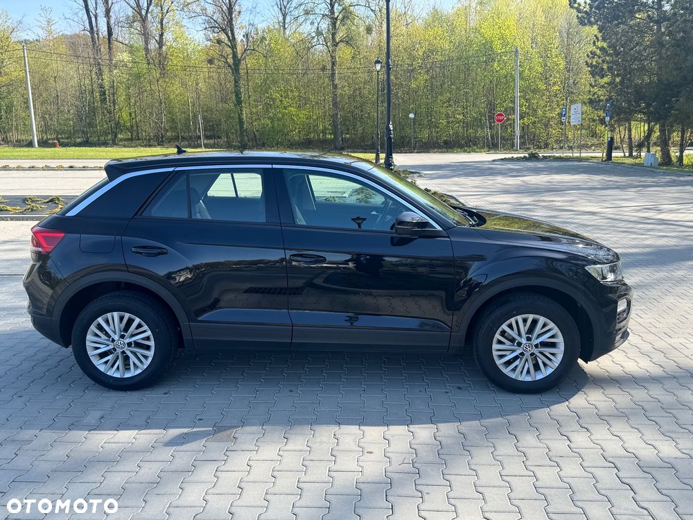 Volkswagen T-Roc - 3