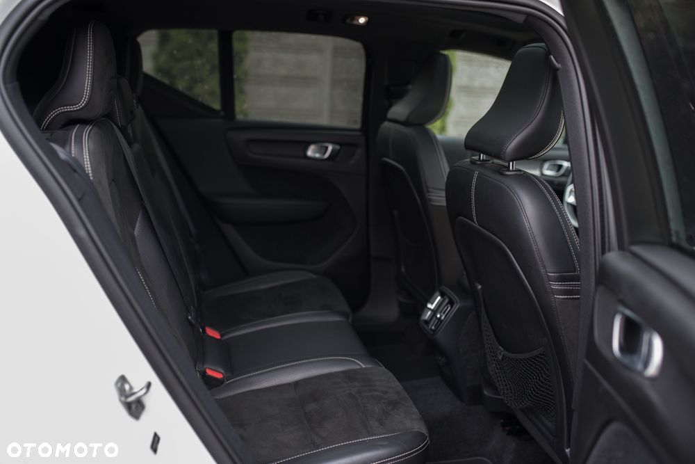 Volvo XC 40 T5 AWD R-Design - 6