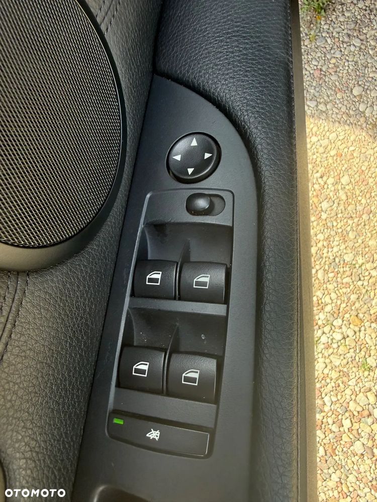 BMW Seria 5 530i - 35