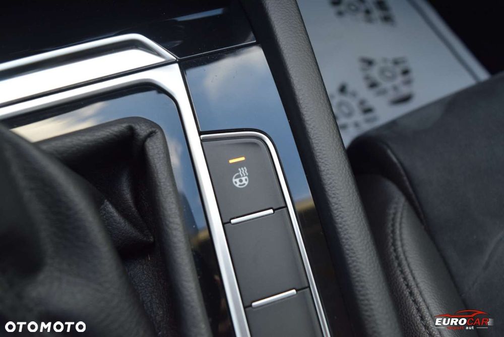 Volkswagen Passat 2.0 TDI BMT Highline DSG7 - 27